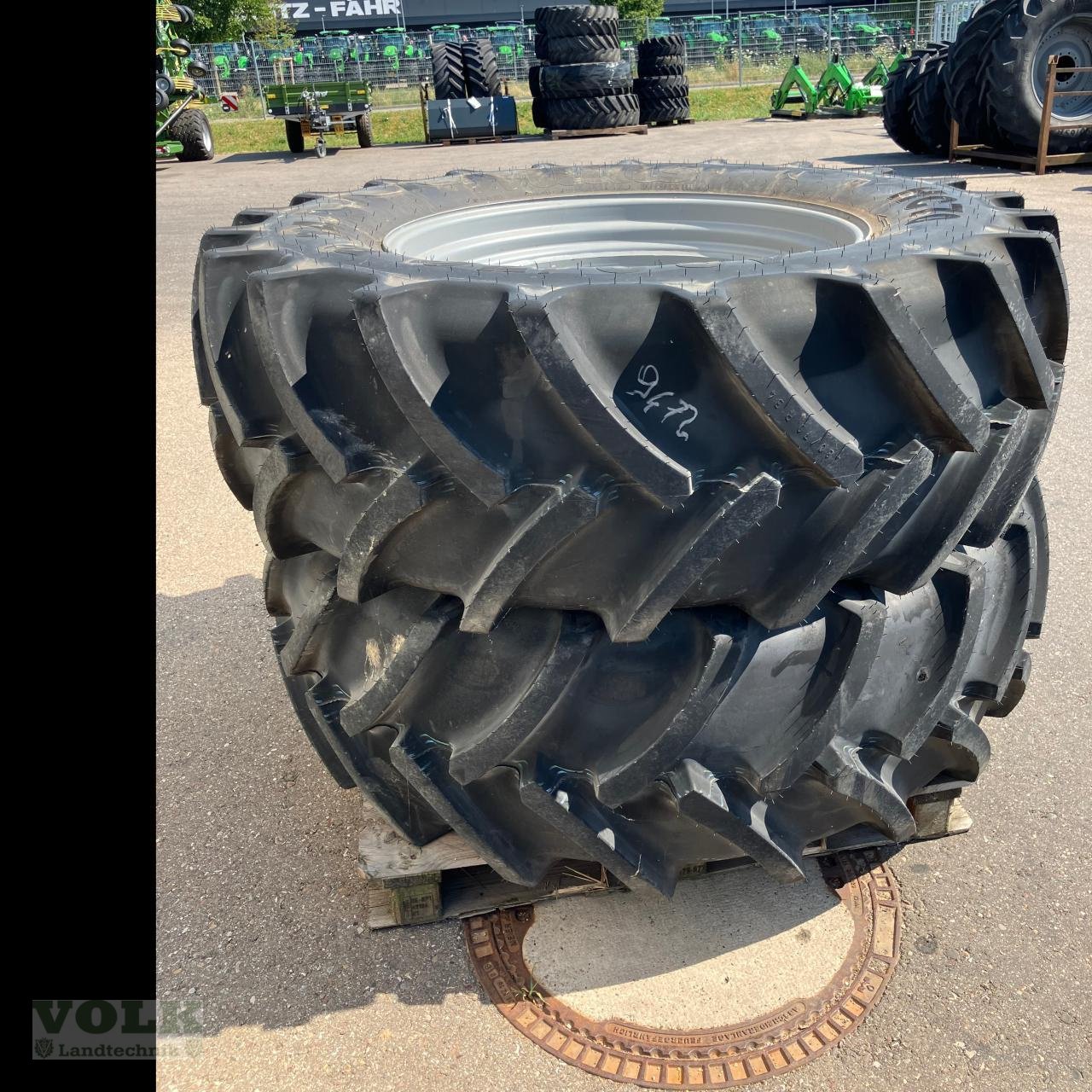Sonstiges типа Deutz-Fahr Kompletträder 420/70R24 | 480/70R34, Neumaschine в Friedberg-Derching (Фотография 8)